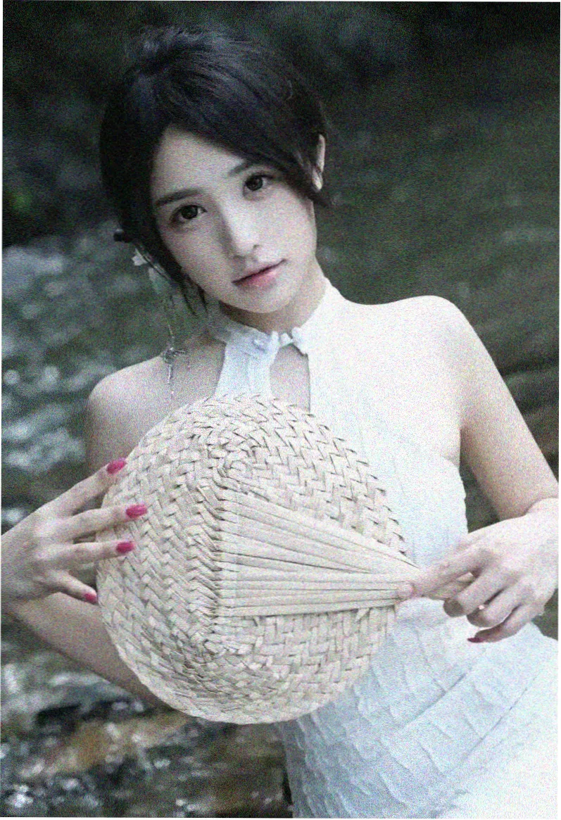 蜜桃视频生活群像剧集潮汐公寓海报